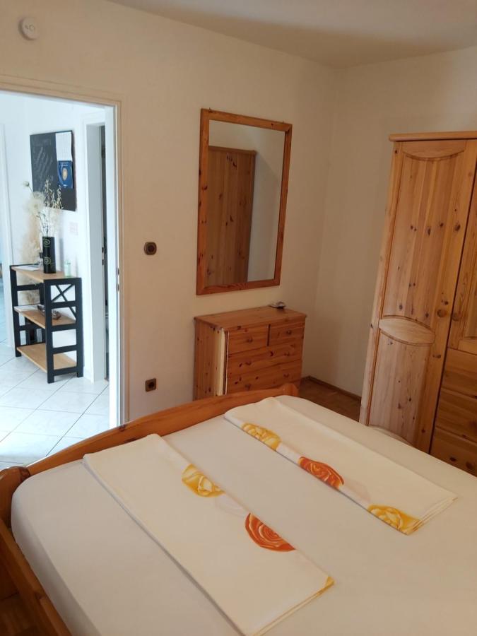 Ferienwohnung Mit 2 Schlafzimmer Oder Studio Apartment - Istrien-Fiorini 브르토니글라 외부 사진